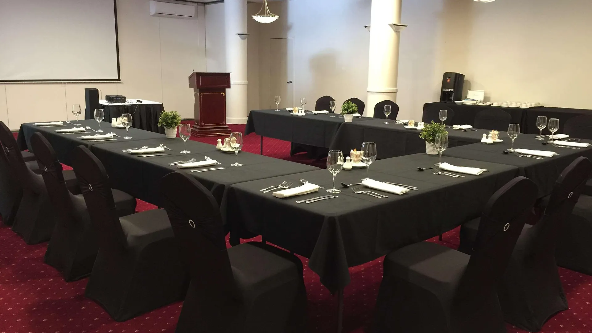 Hotel Diana Brisbane 4*,  Australia