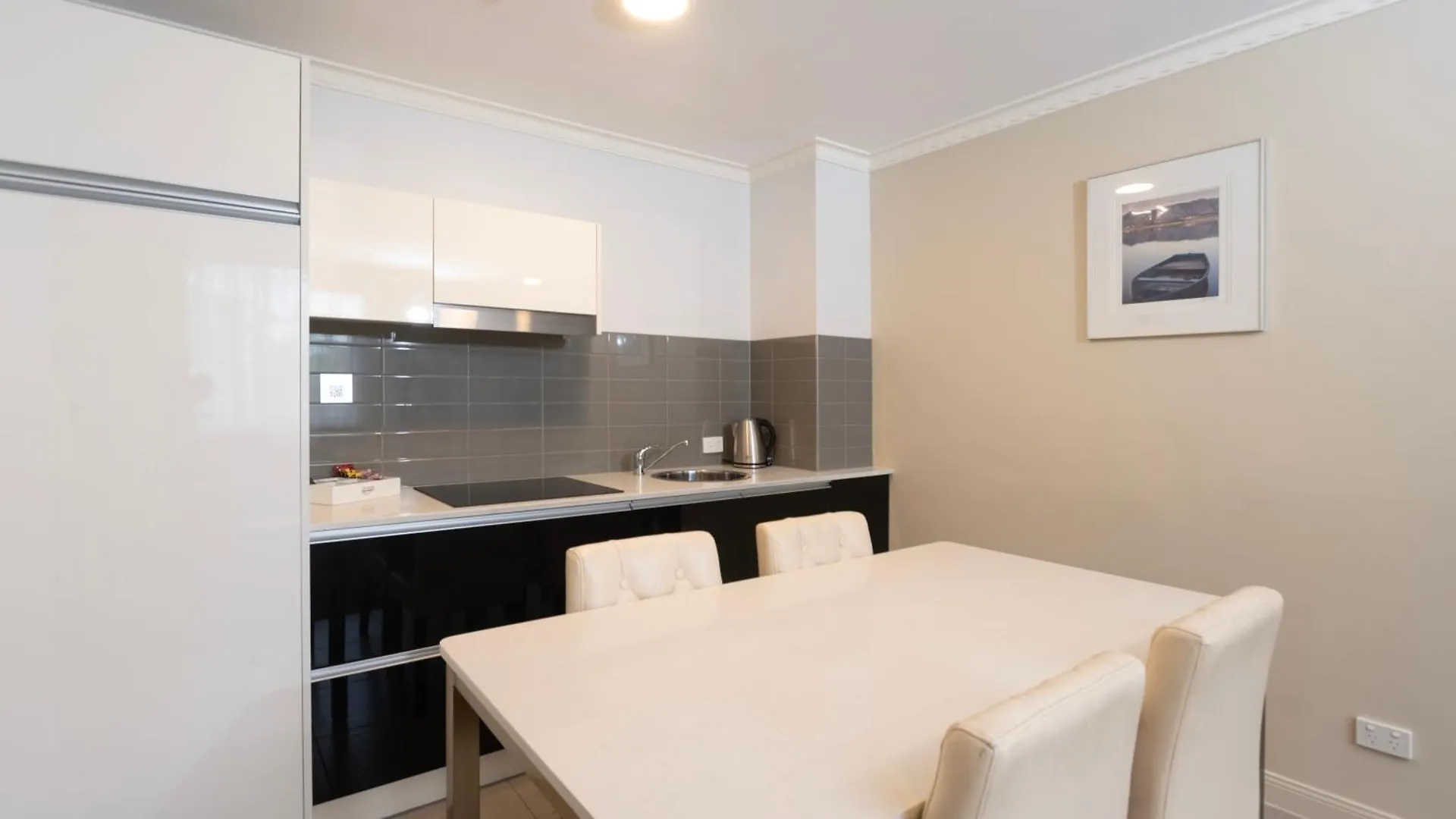 Hotel Diana Woolloongabba Brisbane