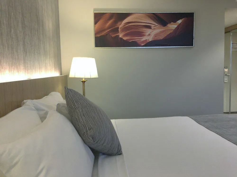 Hotel Diana Brisbane